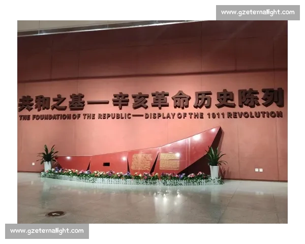 定格历史瞬间：回望时代转折点上的伟大一刻与人类命运交汇时刻